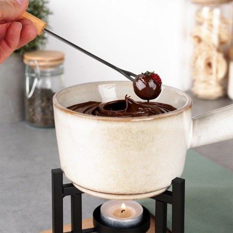 Garnek Kociołek do Fondue CzekoladowePorcelanowy EXCELLENT HOUSEWARE 4 el. Excellent Houseware Garnek Kociołek do Fondue CzekoladowePorcelanowy EXCELLENT HOUSEWARE 4 el. Excellent Houseware
