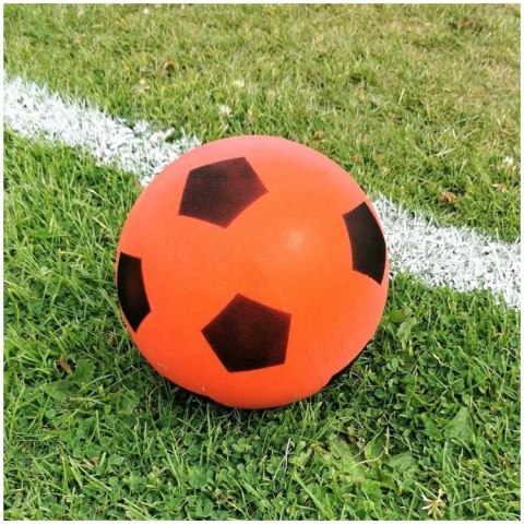 Miękka Piłka Nożna dla Dzieci Wytrzymała MASTER 21 cm Pomarańczowa MASTER SPORT s.r.o. Miękka Piłka Nożna dla Dzieci Wytrzymała MASTER 21 cm Pomarańczowa MASTER SPORT s.r.o.