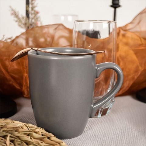Kubek z uchem do picia kawy herbaty napojów ceramiczny szary ALFA 350 ml Grupa Orion Sp. z o.o. Kubek z uchem do picia kawy herbaty napojów ceramiczny szary ALFA 350 ml Grupa Orion Sp. z o.o.